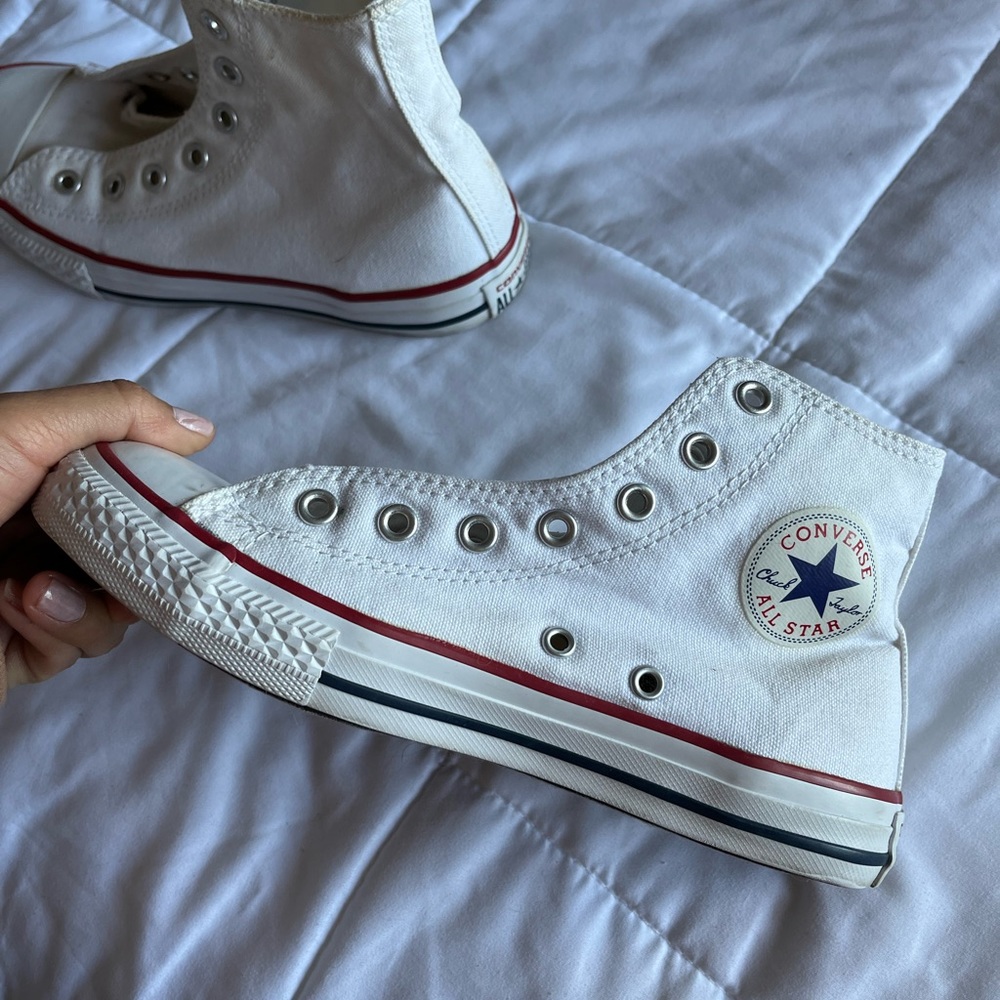 Converse - Picture 4 of 7